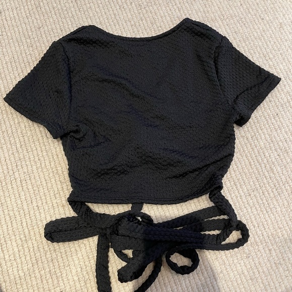 Urban Oufitters tie top - Picture 2 of 2